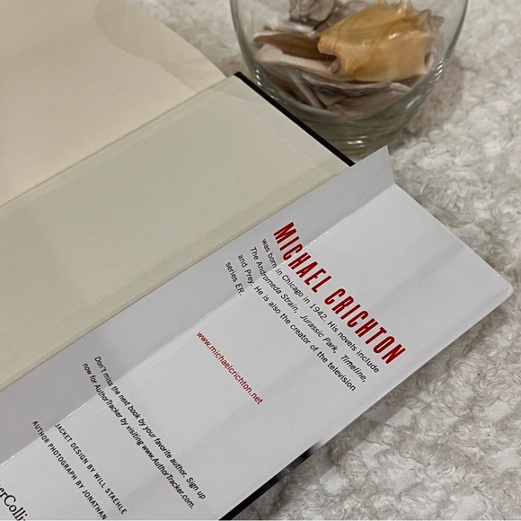 State of Fear by Michael Crichton First Edition HCDJ Novel Copyright 2004 - Picture 8 of 8